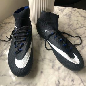 Nike Skin HyperVenom Men’s Soccer Cleats/Boots